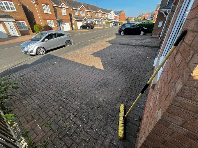 Window Cleaning in Corby and Kettering